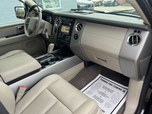 Used 2014 Ford Expedition Limited w/ Equipment Group 301A AWD/4WD image 26