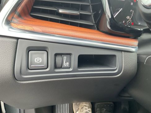 Used 2024 Cadillac XT5 Premium Luxury w/ LPO, Floor Liner Package image 19