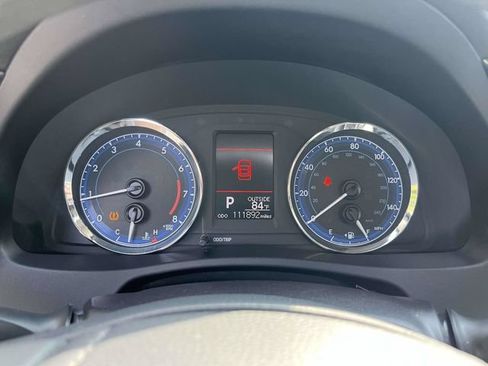 Used 2017 Toyota Corolla L FWD image 25