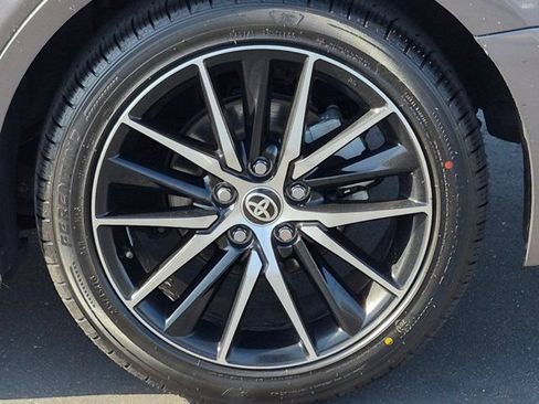 Used 2024 Toyota Camry SE FWD image 13