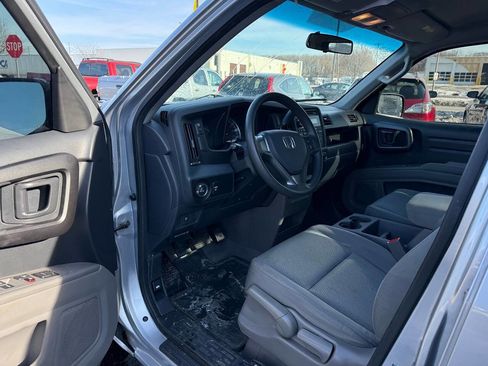 Used 2010 Honda Ridgeline RT image 10
