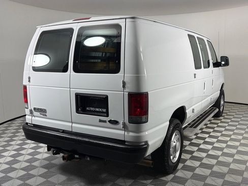 Used 2014 Ford E-250 and Econoline 250 w/ Power Group RWD image 5