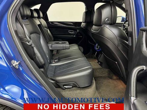 Used 2020 Bentley Bentayga Design Series image 18