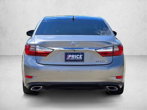 Used 2018 Lexus ES 350 w/ Ultra Luxury Package FWD image 6