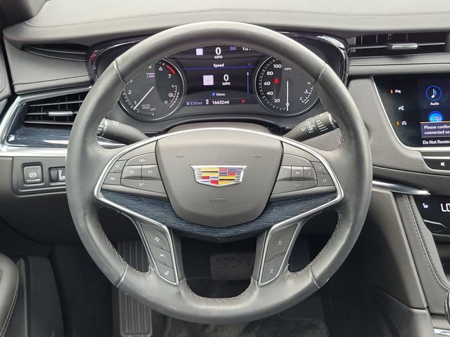 Certified 2024 Cadillac XT5 Premium Luxury w/ Technology Package FWD image 10
