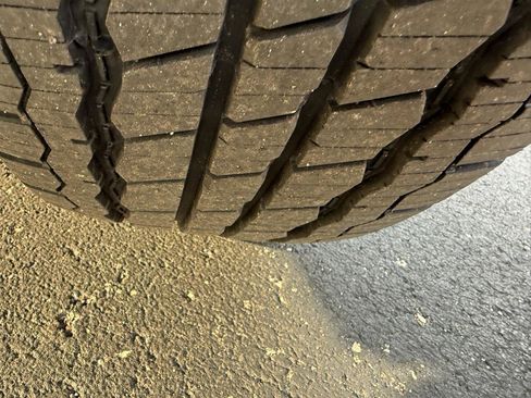 Used 2012 Ford F150 Lariat w/ Lariat Chrome Pkg image 24