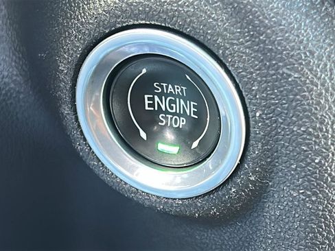 Used 2019 Chevrolet Silverado 1500 High Country AWD/4WD image 24