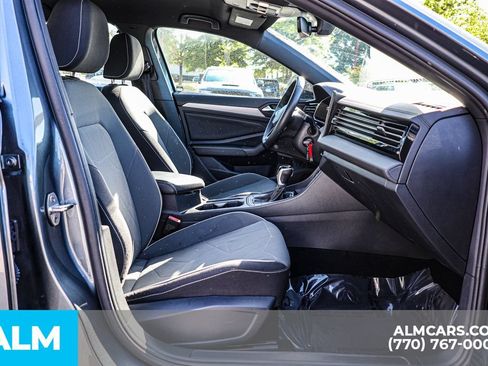 Used 2025 Volkswagen Jetta Sport FWD image 20