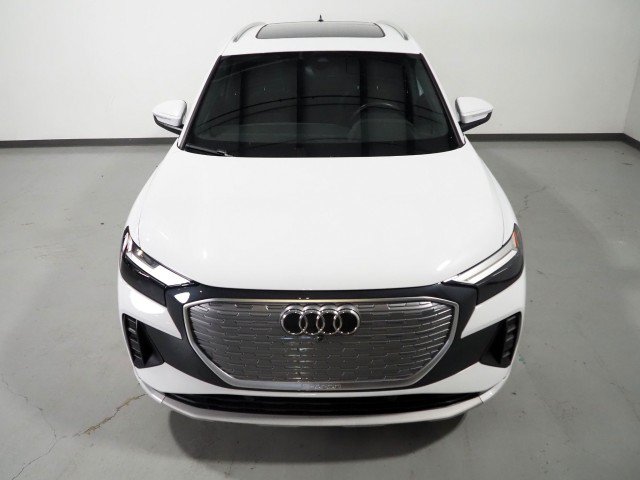 Used 2023 Audi Q4 e-tron Premium Plus w/ Premium Plus RWD image 11