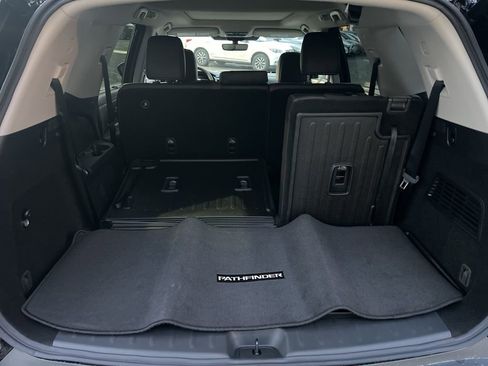 New 2026 Nissan Pathfinder Platinum image 35