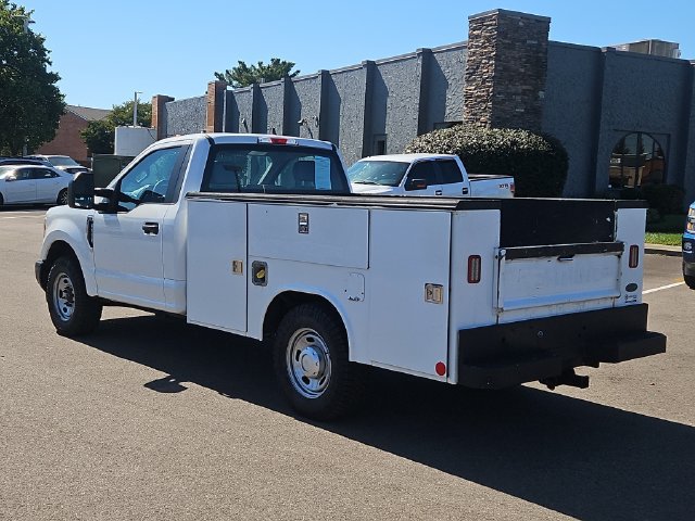 Used 2017 Ford F350 XL RWD image 3
