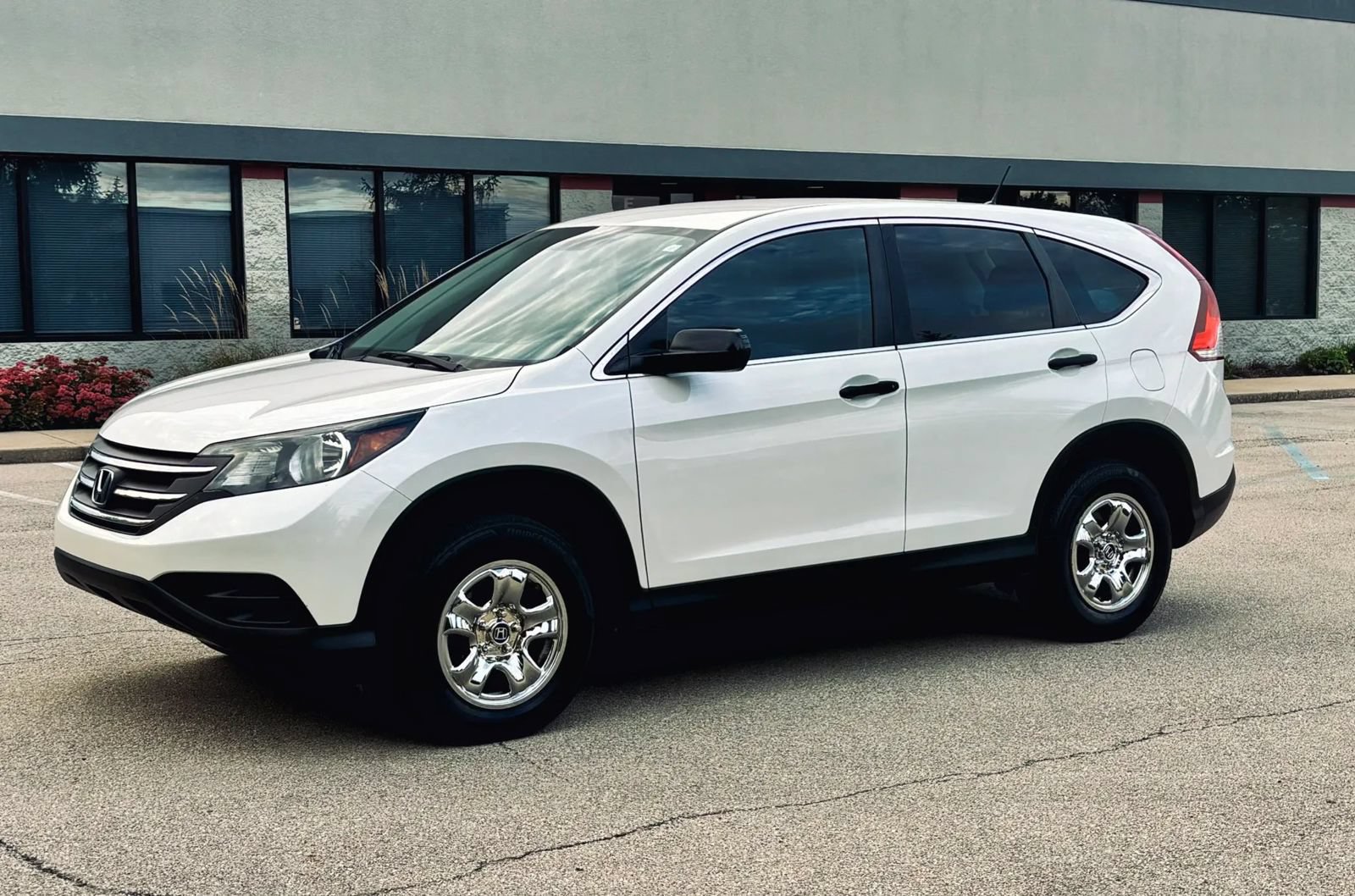 Used 2014 Honda CR-V LX image 5