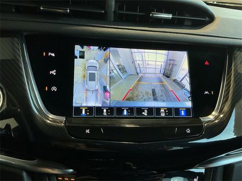 Certified 2025 Cadillac XT6 Sport w/ Technology Package image 25