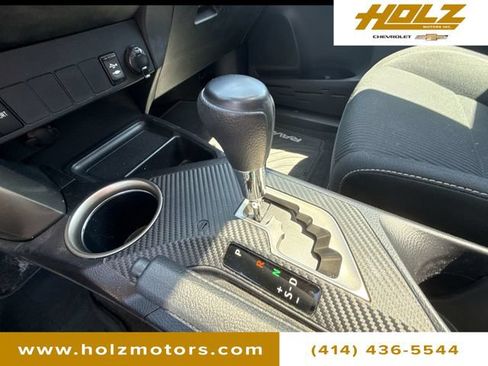 Used 2015 Toyota RAV4 XLE AWD/4WD image 15