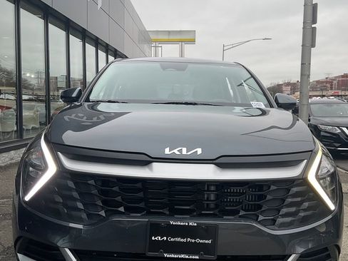 Certified 2023 Kia Sportage LX image 14