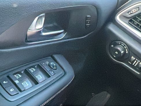 New 2026 Chrysler Pacifica Select image 30