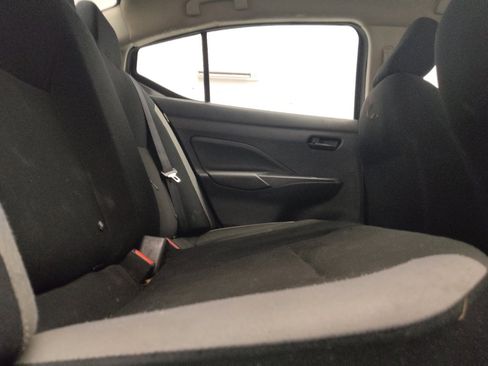 Used 2025 Nissan Versa S w/ Trunk Package FWD image 19