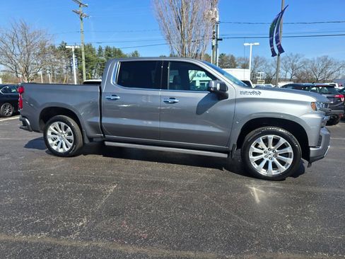 Used 2022 Chevrolet Silverado 1500 High Country w/ Safety Package II image 8