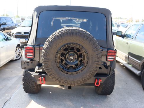 Used 2017 Jeep Wrangler Unlimited Sport w/ Quick Order Package 24S image 7