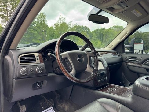 Used 2014 GMC Sierra 3500 Denali AWD/4WD image 13