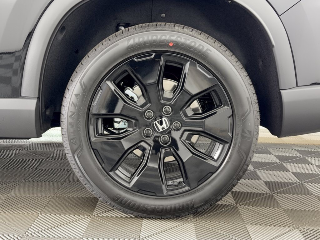 New 2026 Honda Pilot Black Edition image 13