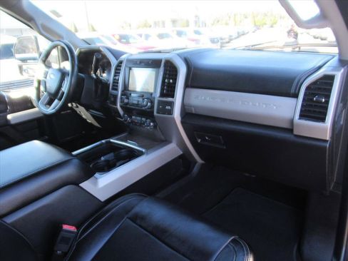 Used 2019 Ford F350 Lariat w/ Lariat Ultimate Package image 13