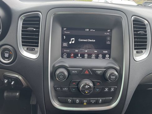 Used 2020 Dodge Durango SXT AWD/4WD image 18