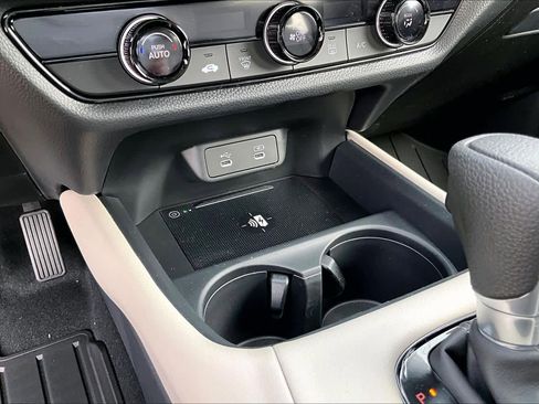 New 2026 Honda HR-V LX image 19
