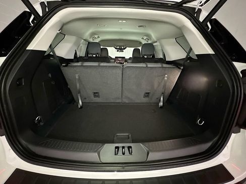 New 2026 Ford Explorer Active w/ Active Comfort Package AWD/4WD image 31