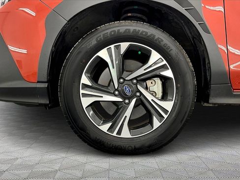 Used 2024 Subaru Crosstrek 2.0i Premium image 9