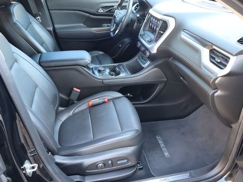 Used 2023 GMC Acadia SLT w/ Elevation Edition FWD image 18