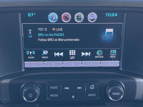 Used 2016 Chevrolet Silverado 1500 LTZ w/ LTZ Plus Package AWD/4WD image 24