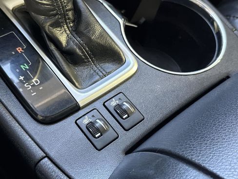 Used 2018 Toyota Highlander XLE image 21