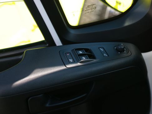 Used 2025 RAM ProMaster 2500 w/ Convenience Group FWD image 42