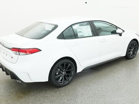 New 2026 Toyota Corolla SE FWD image 9