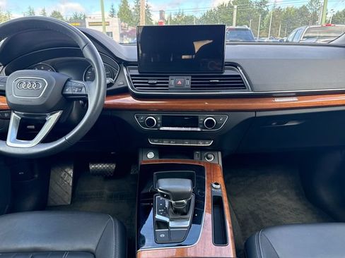 Used 2023 Audi Q5 2.0T Premium w/ Convenience Package AWD/4WD image 19