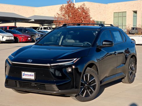 New 2026 Toyota bZ FWD image 2