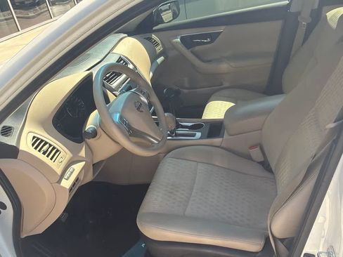 Used 2016 Nissan Altima 2.5 S w/ Power Driver Seat Package FWD image 7