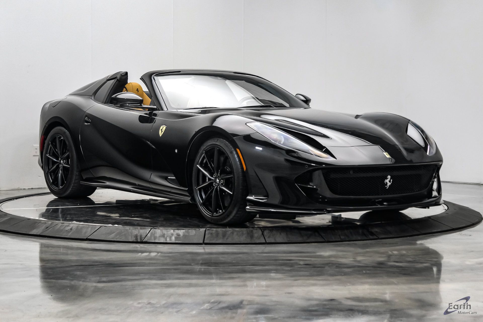 Used 2022 Ferrari 812 GTS RWD image 30