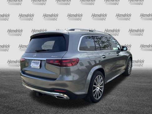 Used 2025 Mercedes-Benz GLS 450 4MATIC image 9