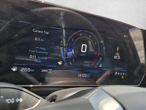 Used 2025 Chevrolet Equinox LT AWD/4WD image 11