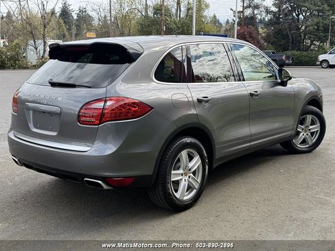 Used 2014 Porsche Cayenne image 6