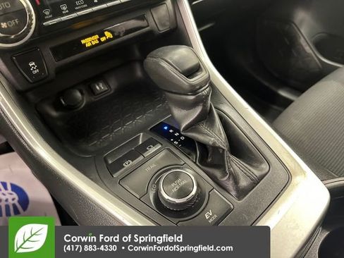 Used 2019 Toyota RAV4 LE image 26