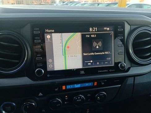 Used 2020 Toyota Tacoma 4x4 Double Cab image 19