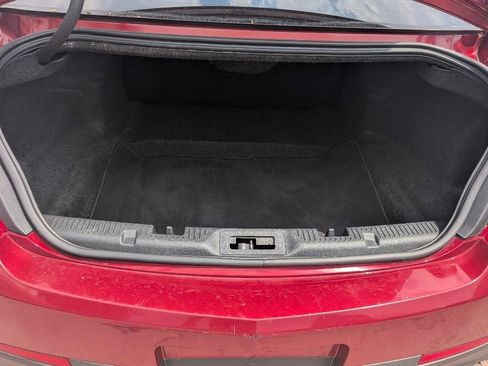 Used 2013 Lincoln MKS FWD image 12
