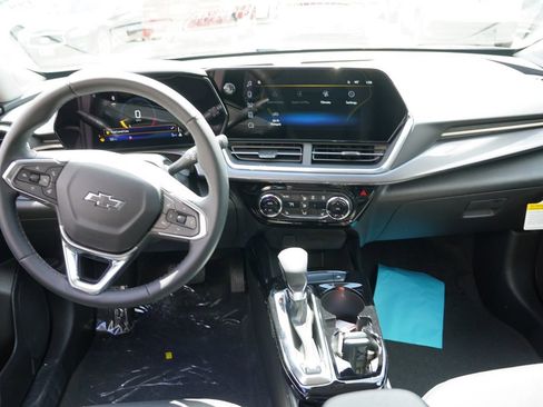 New 2026 Chevrolet Trax ACTIV FWD image 13
