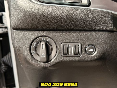 Used 2021 Dodge Challenger R/T Scat Pack w/ T/A Package RWD image 24