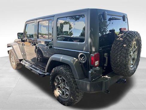 Used 2017 Jeep Wrangler Unlimited Rubicon w/ Connectivity Group AWD/4WD image 5