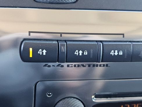 Used 2007 HUMMER H3 AWD/4WD image 10