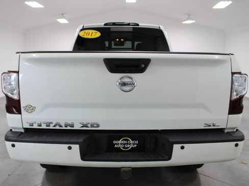 Used 2017 Nissan Titan SL RWD image 8